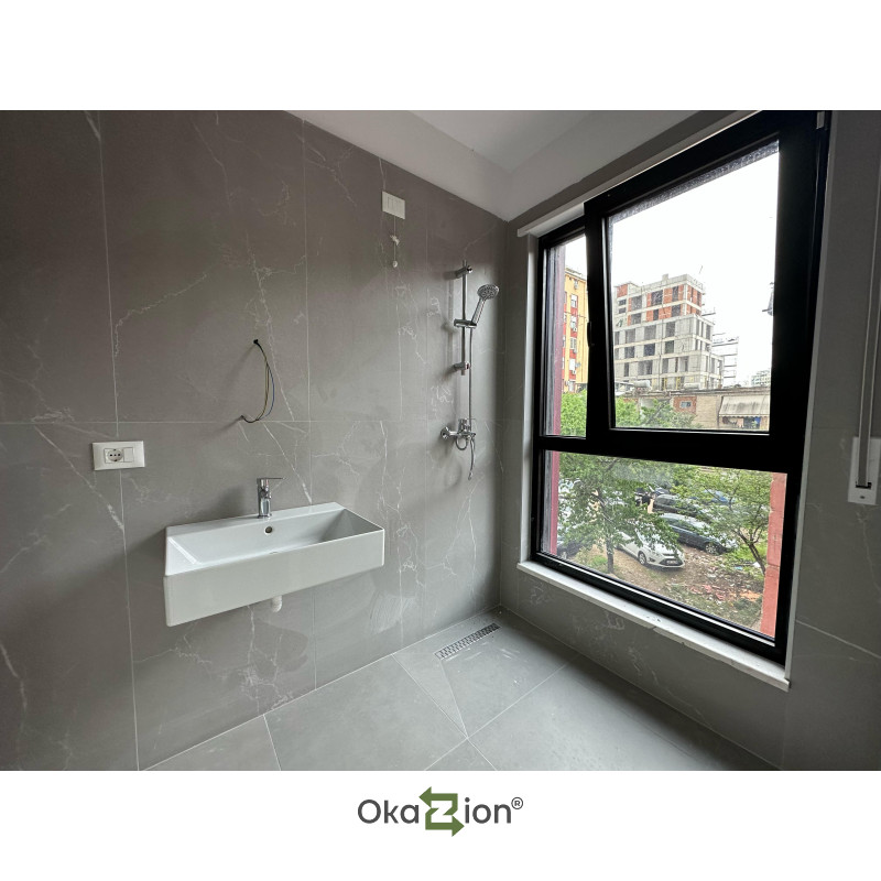 Apartament 3+1 per shitje ne Komunen e Parisit. thumbnail 2