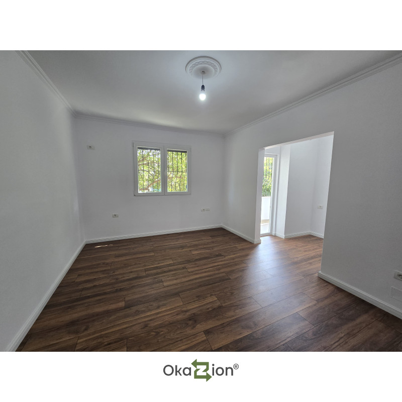 Apartament 1+1+Ballkon ne Shitje, Bulevardi Bajram Curri