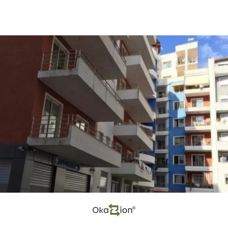 Shitet apartament 1+1 Tek Pallatet Cabej
