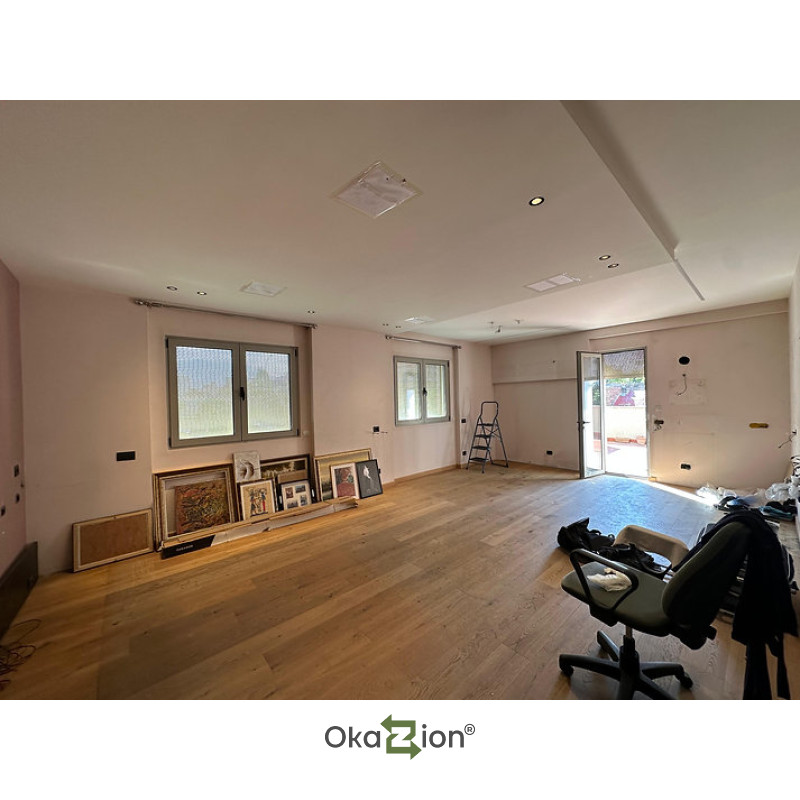 Apartament 3+1 Per Shitje Prane Kontakt tek Ish-Parku.