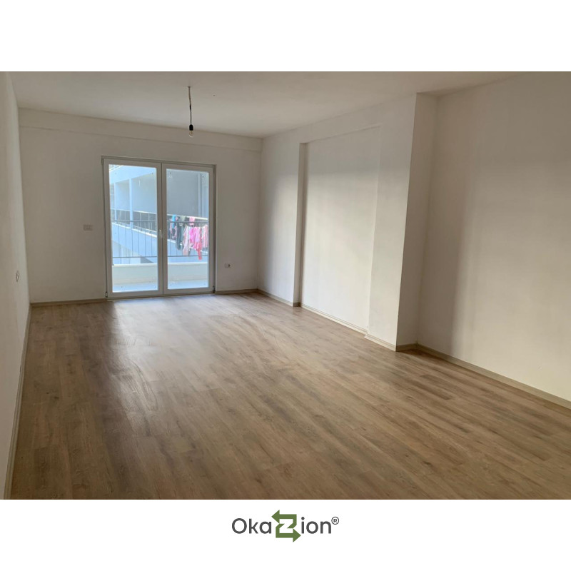 Apartament 1+1 per qira ne Kombinat.