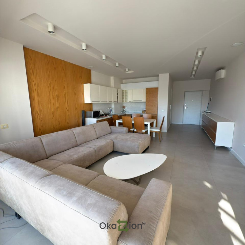 Apartament 2+1 per shitje tek Kika 2 tek Komuna e Parisit.