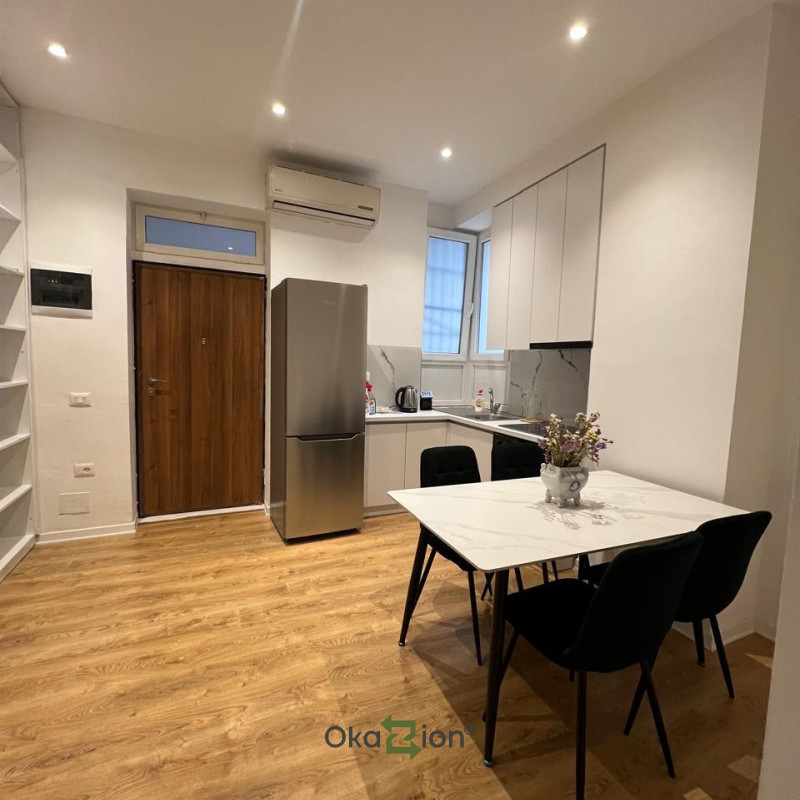 Apartament 1+1 per qira tek Rruga e Barrikadave.