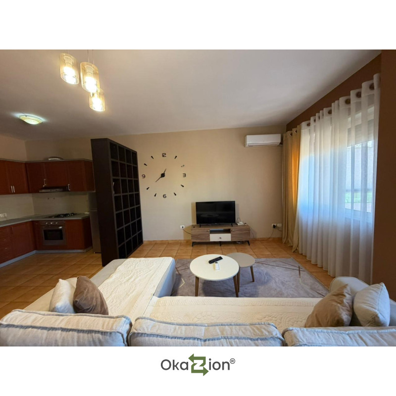 Apartament 1+1 per qira tek Rruga e Barrikadave.