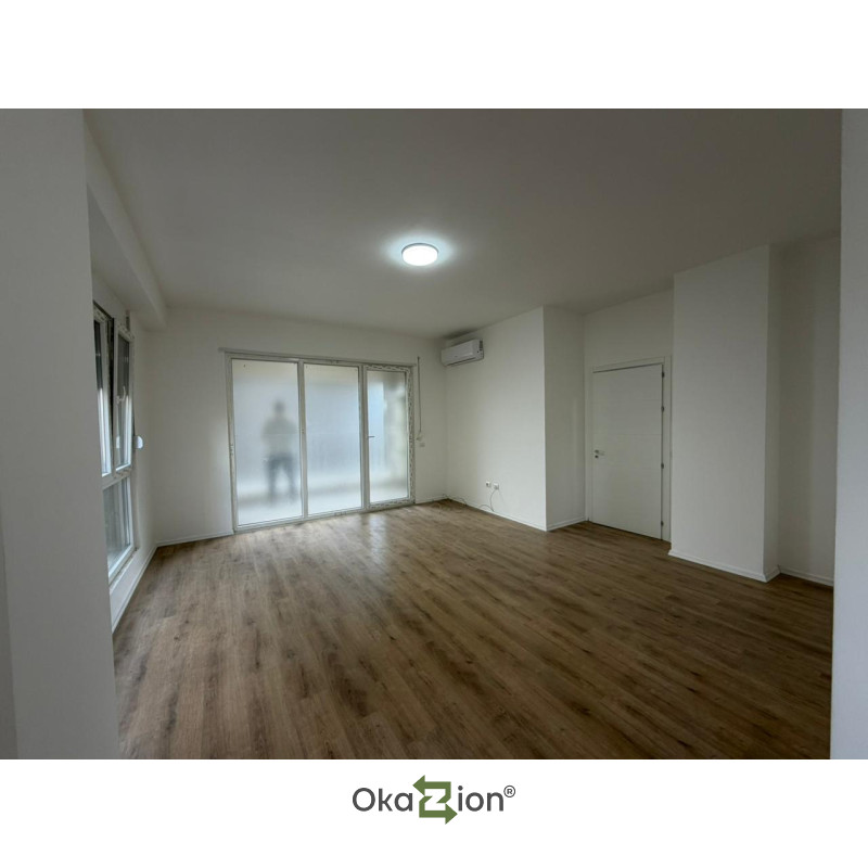 Apartament 3+1+P per shitje tek Ish-Fusha e Aviacionit.